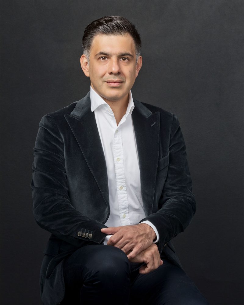 Corporate Headshot – Fine Photography Corporate Headshot - Fine Photography